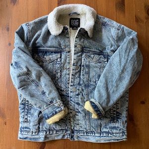 COPY - Urban Outfitters aSherpa-Lined Denim Jacket